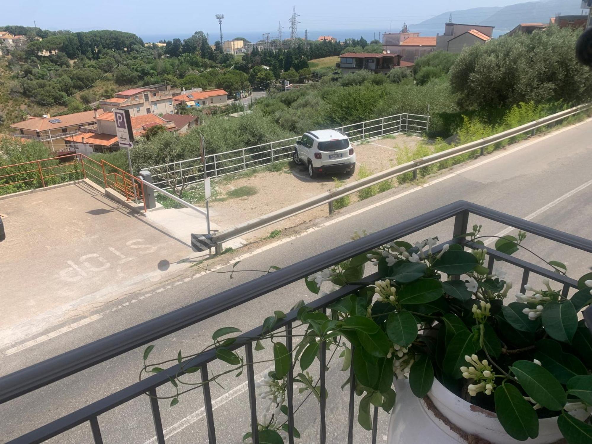 Bed and Breakfast Il Fiore Bianco Capo dʼOrlando Zewnętrze zdjęcie